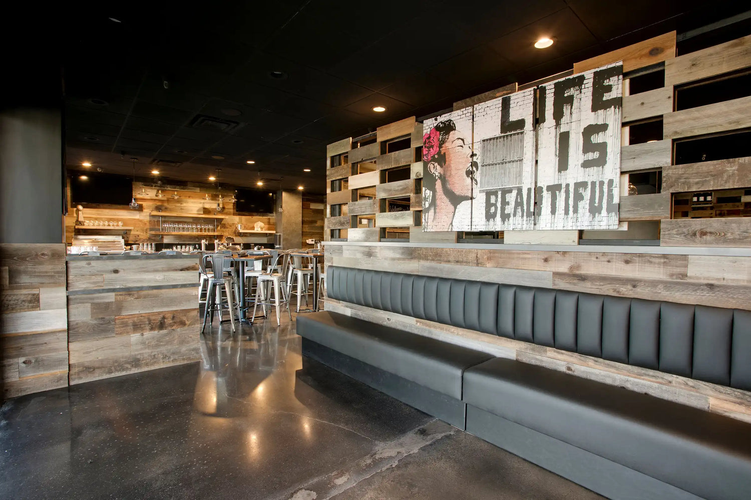 Good Neighbor Brushed Reclaimed Wood Cladding and Paneling Interior Decor 10