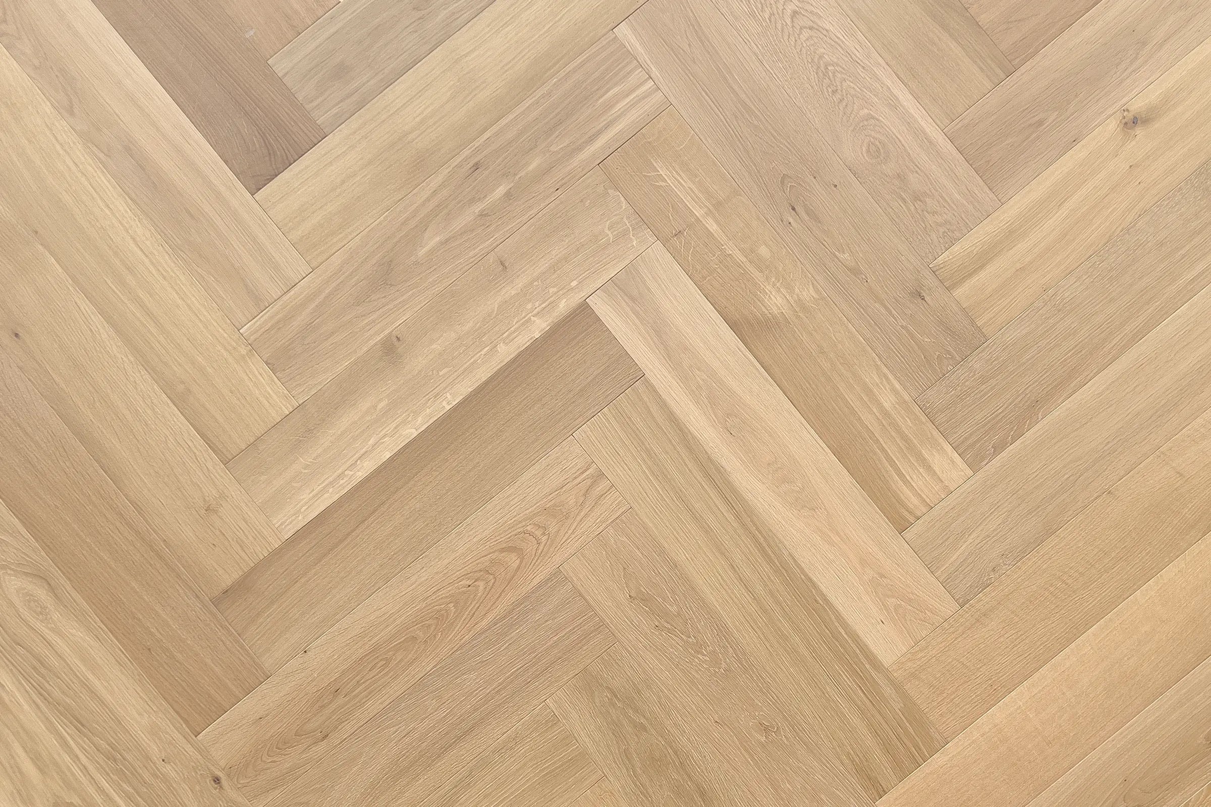 Loire Eco Engineered Sustainable White Oak Herringbone Wood Flooring And Wall Cladding 1 