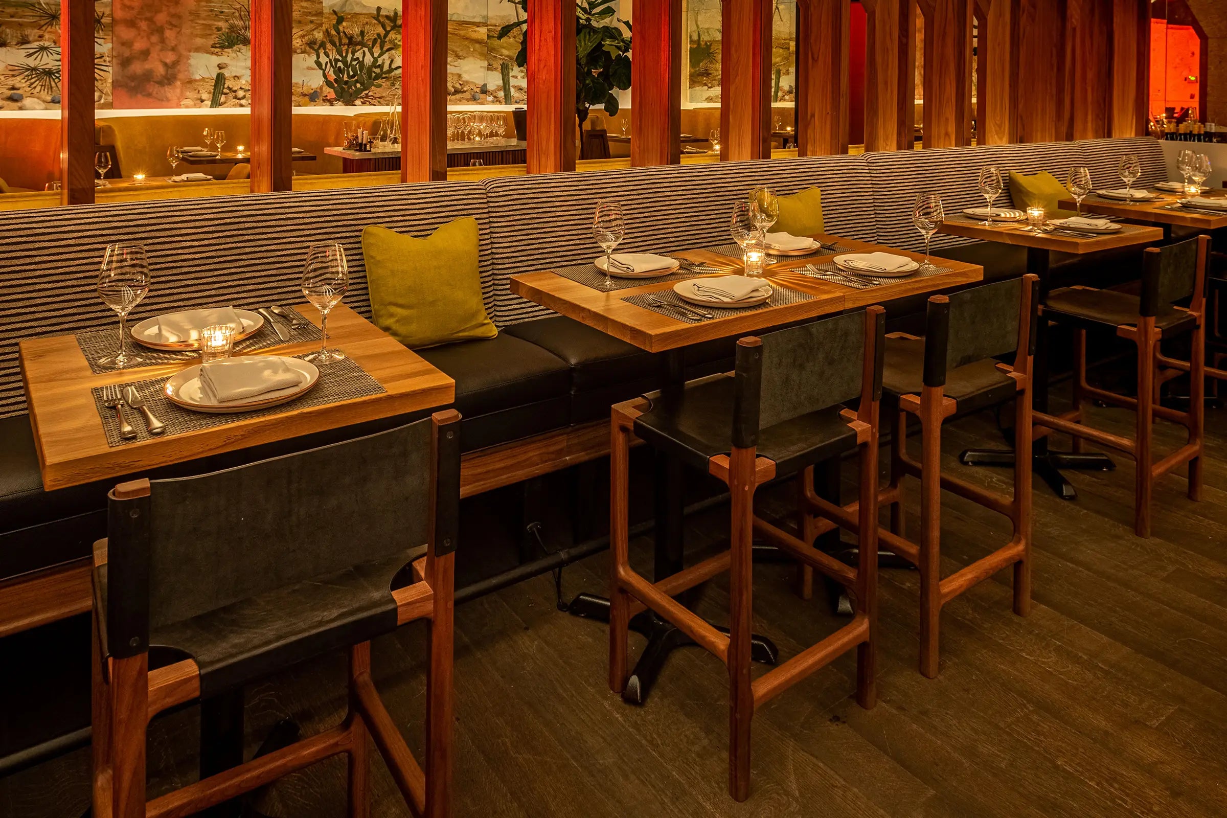 Solid Walnut Restaurant Tables With Chemical Resistant Finish 9